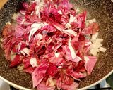 A picture of step 4 of Penne with Radicchio and Creamy Cheese Sauce.