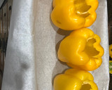 Foto del paso 5 de la receta: Pimientos amarillos rellenos con salsa romesco