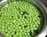 A picture of step 4 of Frozen Green Peas.