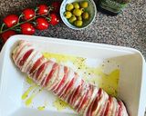 Fetával, olívával göngyölt hús recept fázis 4 fotója