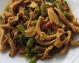 Foto langkah ke 5 dari resep Eseng-Eseng Usus Lombok Ijo.