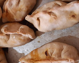 Foto del paso 9 de la receta: Empanadas de pollo al horno 🥟🐔