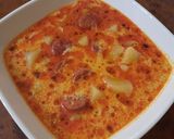 Tejfölös kolbászos krumplileves recept fázis 3 fotója