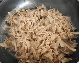 Foto del paso 8 de la receta: Tallarines de setas y castañas con setas y alga wakame