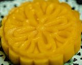 A picture of step 7 of Mung bean cake.