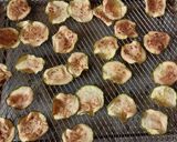 Foto del paso 3 de la receta: Hojuelas de calabacita en air fryer
