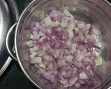 A picture of step 1 of Bhindi 2 pyaja.