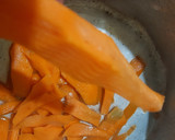 Foto del paso 3 de la receta: Mermelada de mandarina y zanahoria