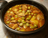 Foto del paso 22 de la receta: Estofado de pollo con patatas y olivas amarillas