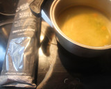 Foto del paso 1 de la receta: Espaguetis negros con atún y tomate