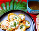 Hình bước làm 4 của món Bánh khọt tôm mực cốt dừa