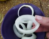 Foto del paso 1 de la receta: Aros de cebolla 💛