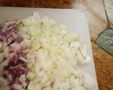 Foto del paso 2 de la receta: Papas con cuero de cerdo en salsa de maní 🥔🐷