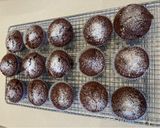 A picture of step 6 of Chocolate and beetroot muffins.