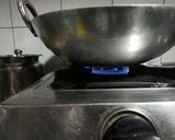 A picture of step 5 of Suji Ka Halwa.