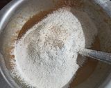 A picture of step 4 of Banana walnut oats cake.