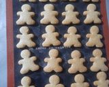 Une image de l'étape 8 de Biscuits bonhommes de Noël en pain d'épices 🎄.