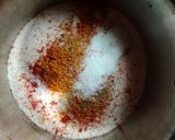 A picture of step 1 of Suji Maggi Kay Appe.