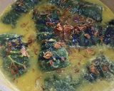 Foto langkah ke 4 dari resep Buntil Daun Labu.