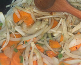 Foto del paso 2 de la receta: Pollo arvejado con arroz