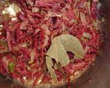 Foto do passo 2 de Ragù de carne seca