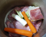 Foto del paso 1 de la receta: Menestra de verduras con Caldo de pollo casero!!🍗🥔🥕