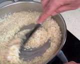 Foto del paso 5 de la receta: Risotto de cheddar curado