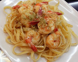 Foto langkah ke 3 dari resep Fettucini/Spaghetti anglio olio seafood.
