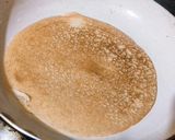 Foto del paso 3 de la receta: Hotcakes o panqueques con harina de quinua y frutos amarillos