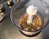 Une image de l'étape 3 de Sauce salade moutarde,noix et ciboulette.
