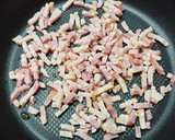 Foto del paso 2 de la receta: Quinoa con bacon y huevo cuajado