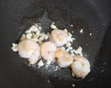 Foto langkah ke 4 dari resep Brokoli udang garlic sauce.