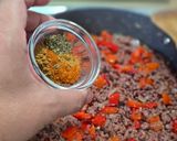 Foto del paso 4 de la receta: 🌶️ El chili con carne que alegra cualquier día (y pide pan 😜)