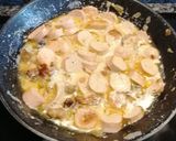 Foto del paso 2 de la receta 336. Salsa de setas y salchichas a la crema para pasta