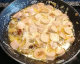 Foto del paso 2 de la receta: 336. Salsa de setas y salchichas a la crema para pasta