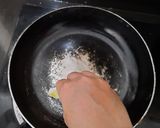 Foto langkah ke 3 dari resep Kulit Risoles.