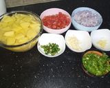 A picture of step 1 of Fry Curry Potatoes.