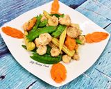 Hình bước làm 4 của món Tôm Xào Cà Rốt Thập Cẩm
