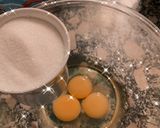 Foto del paso 1 de la receta: Bizcochuelo de yogurt