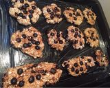 Foto langkah ke 2 dari resep Outmeal cookies.