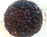 A picture of step 3 of BlackBerry pie.
