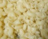 A picture of step 1 of White pasta.