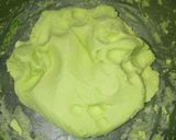 Foto langkah ke 2 dari resep Kue Semprit Ulat Bulu.