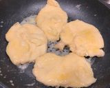 Foto del passaggio 2 della ricetta Scaloppina di tacchino allo spumante con i piselli 🫛