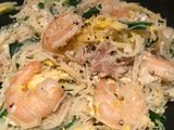 Pork & Shrimps with Egg Rice Noodles
