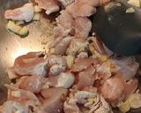 Foto langkah ke 2 dari resep Capcay Ayam Bakso.