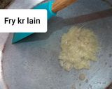 A picture of step 1 of Qeema kachori.
