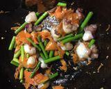 Foto langkah ke 4 dari resep Tumis gurita.
