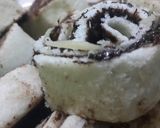 Foto langkah ke 3 dari resep Roti gulung coklat keju simple.