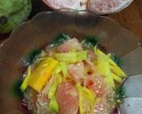 Foto langkah ke 3 dari resep Rujak Jeruk Mangga.
